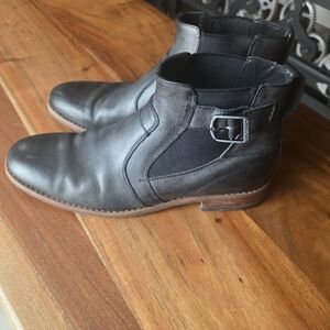 Florsheim black leather Belfast buckle strap